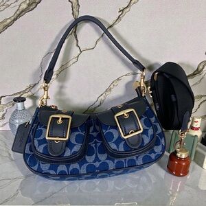 💫Coach Blue and Gold Crossbody Bag